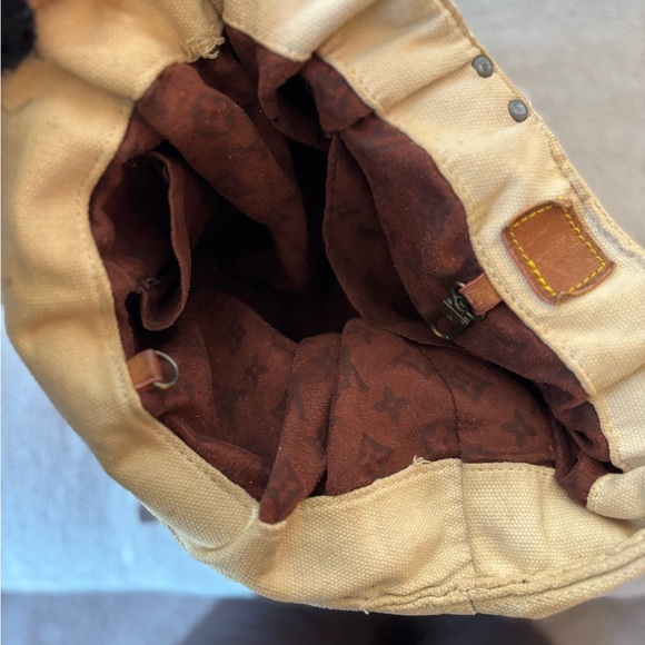 Louis Vuitton Tan Canvas Bag with Red Print - Picture 12 of 13